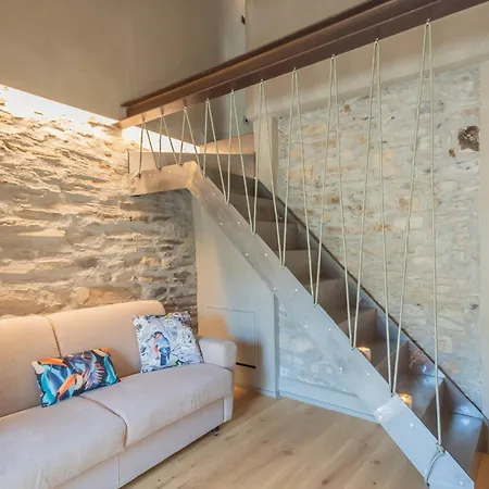 Urio's Castle By Rent Carate Urio