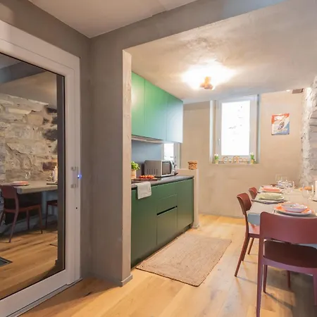 Appartement Urio's Castle By Rent