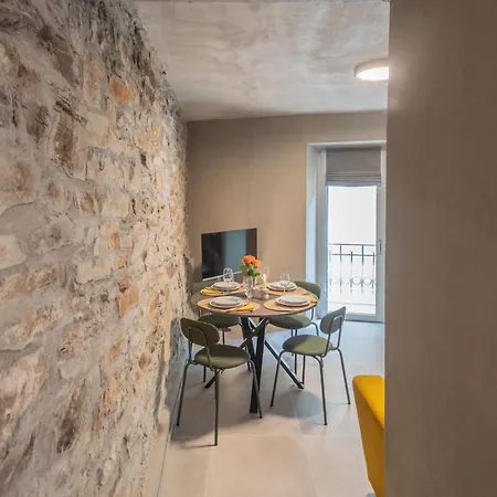 Urio's Castle By Rent * Carate Urio