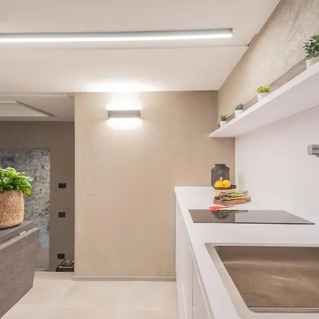 Appartement Urio's Castle By Rent