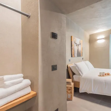Appartement Urio's Castle By Rent Carate Urio