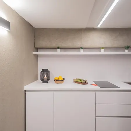 Urio's Castle By Rent Carate Urio
